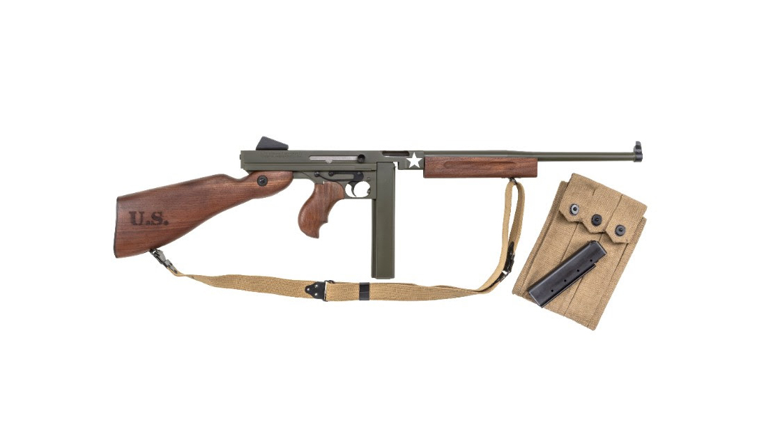 Auto-Ordnance Tanker Thompson, Thompson M1, World War 2, right