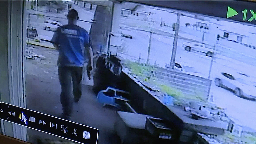 Kansas City Gun Owner Stops Attack