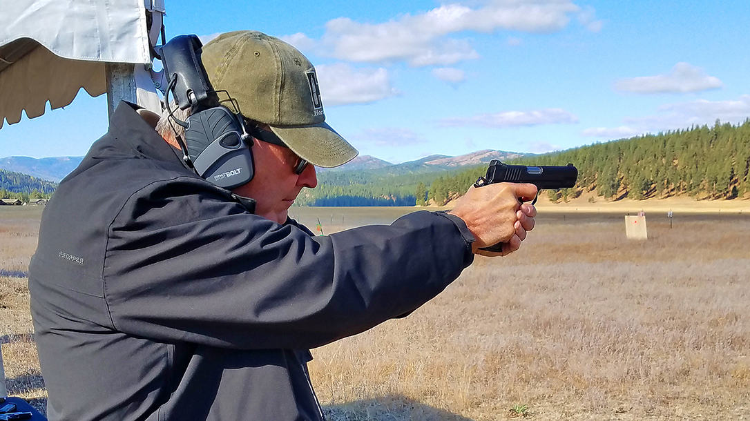 Wilson Combat Vickers Elite Commander 1911 pistol review, range test