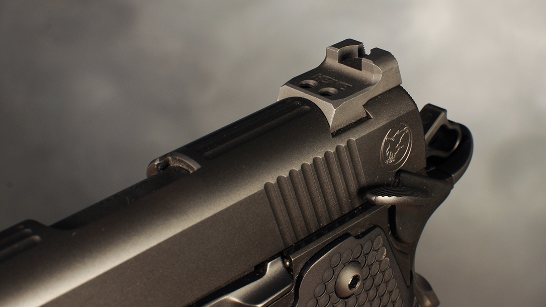 Nighthawk Double Stack, Vertical Edge