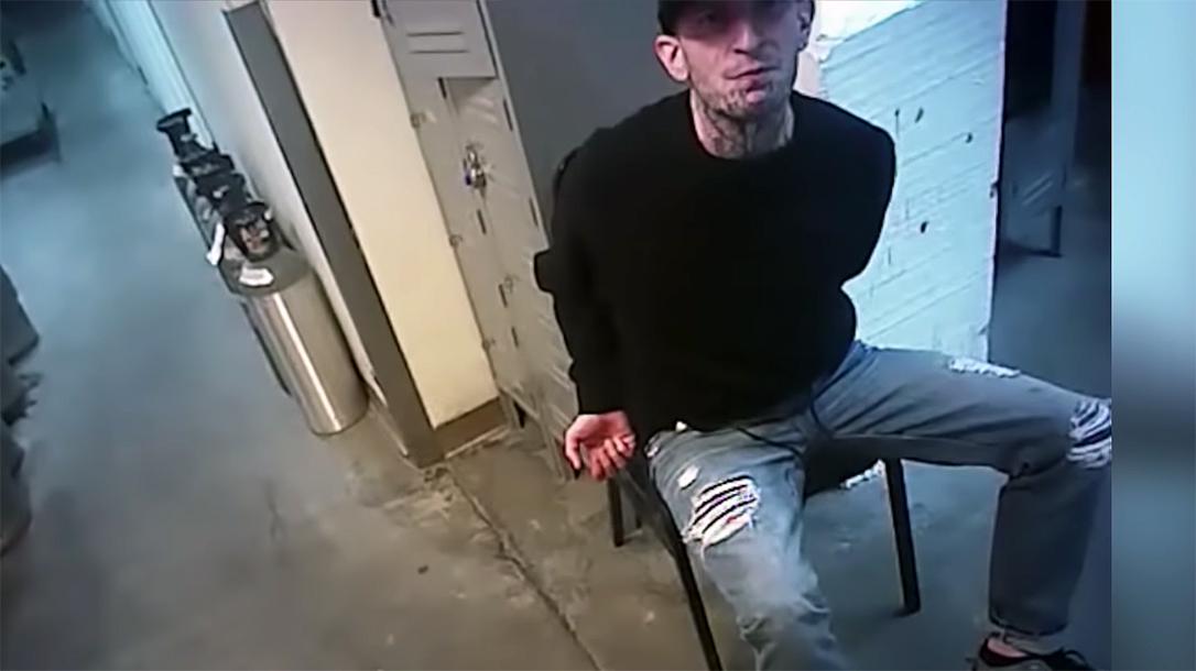 Denver Officer Knocks Out Suspect