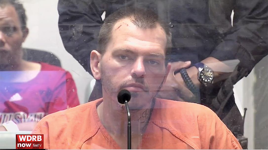 Kentucky Intruder Undresses, Gets Shot