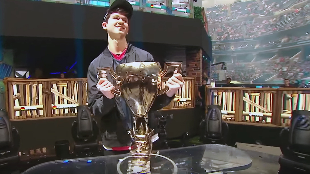 Fortnite Champion Swatted in prank call