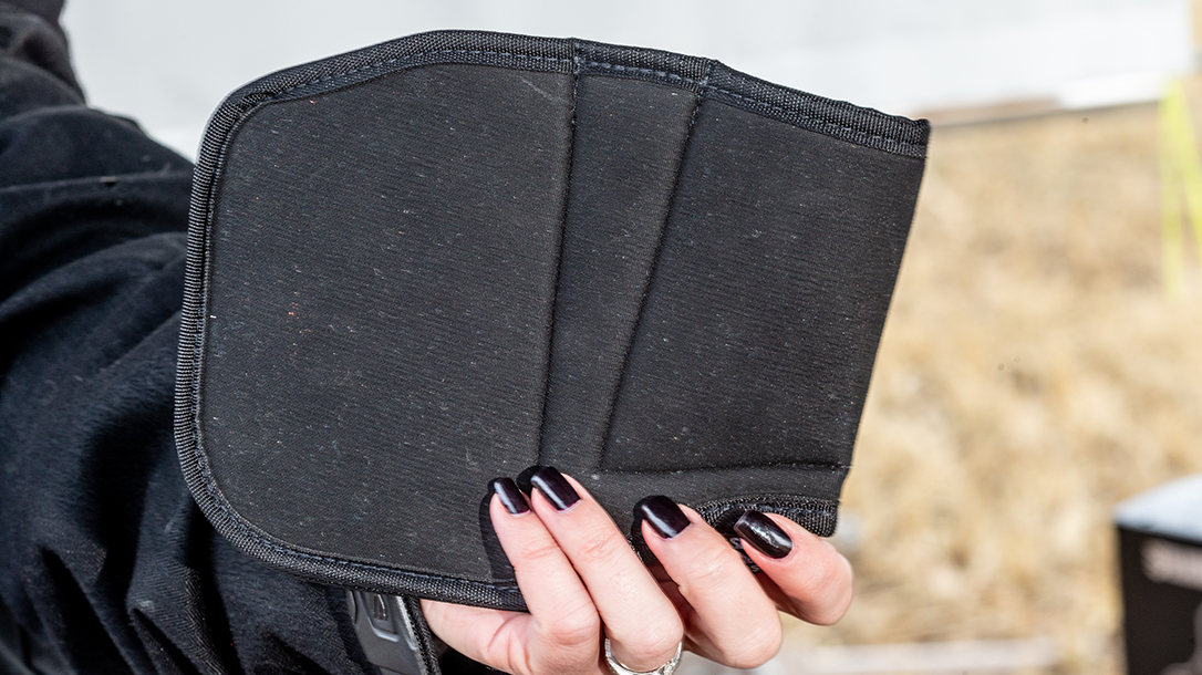 Built for discrete carry, the new Junk Drawer employs Tecgrip for security.