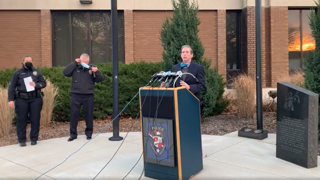 Wauwatosa Mayor Dennis McBride, Mayfair Mall Shooting, no gun policy