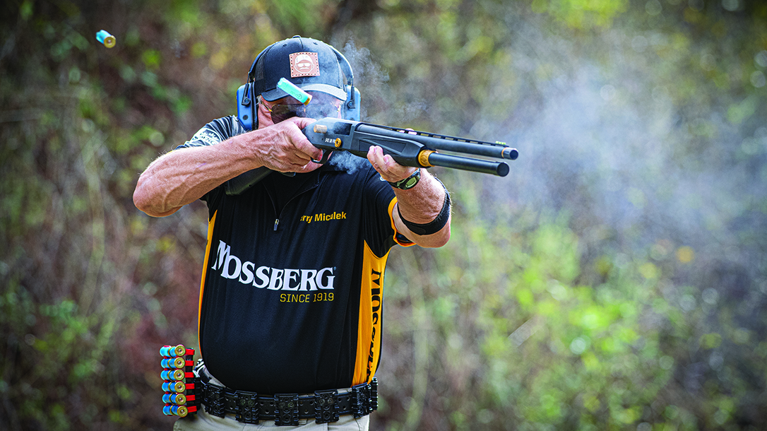 Mossberg 940 JM Pro, Jerry Miculek shotgun