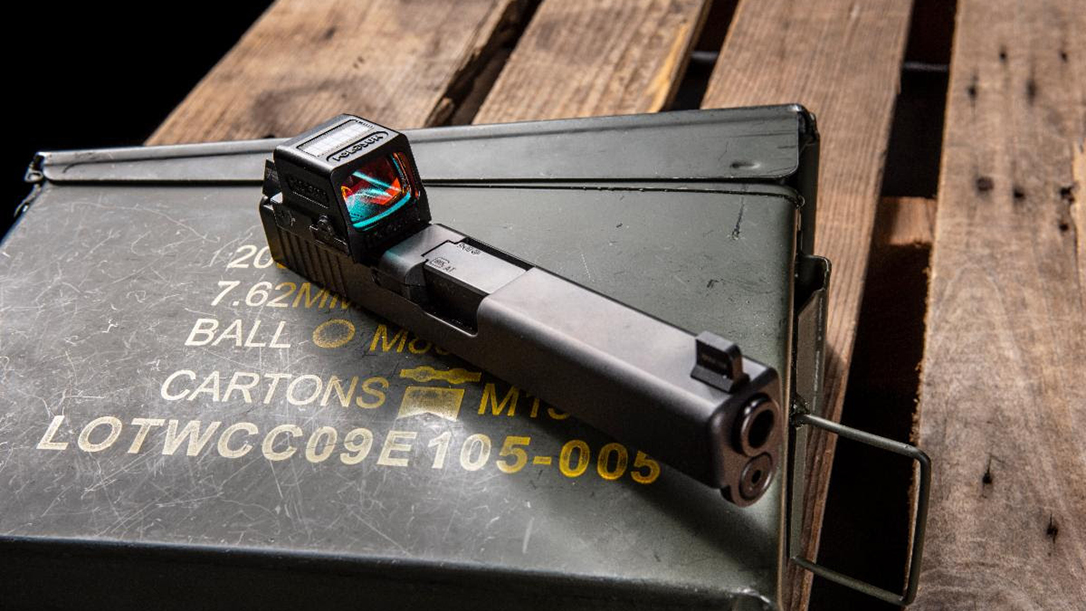 The Holosun Green LED tech improves target acquisition.