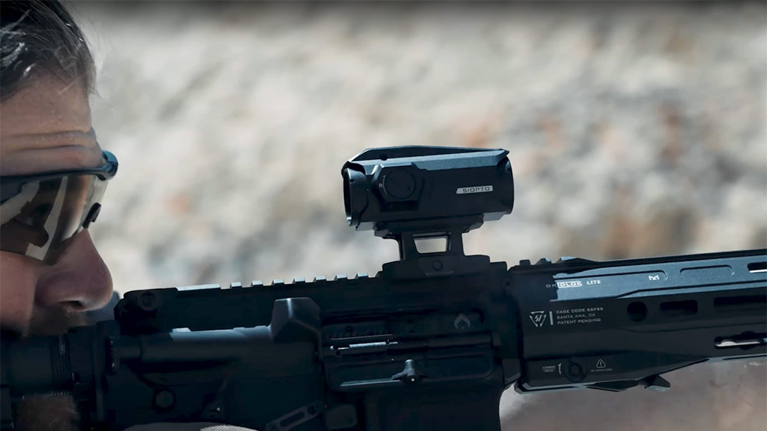 The Strike Industries SCOUTER Red Dot.