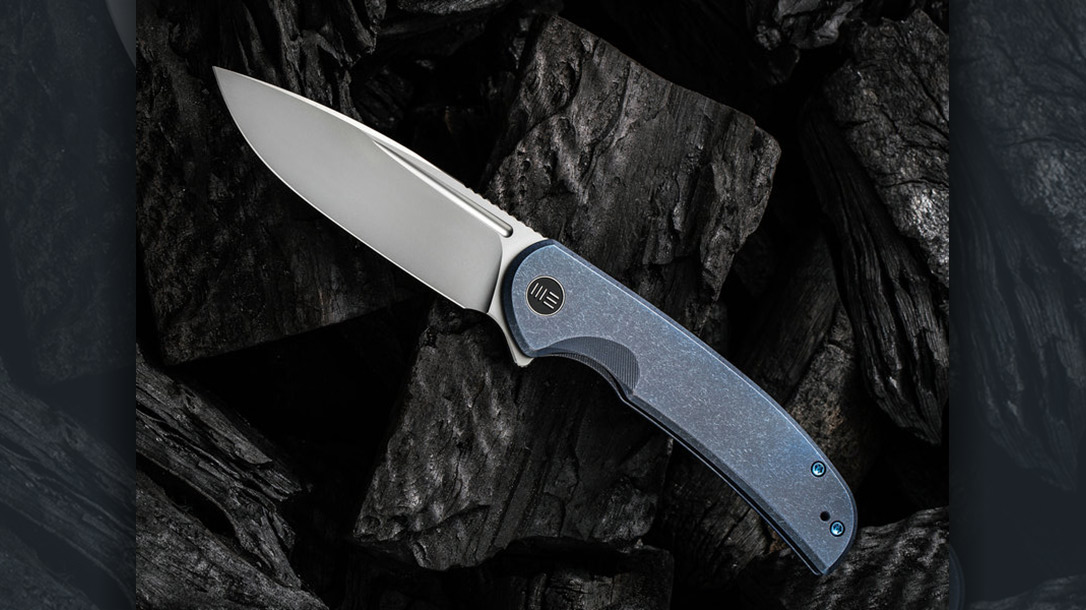 The WE Knife Beacon EDC.