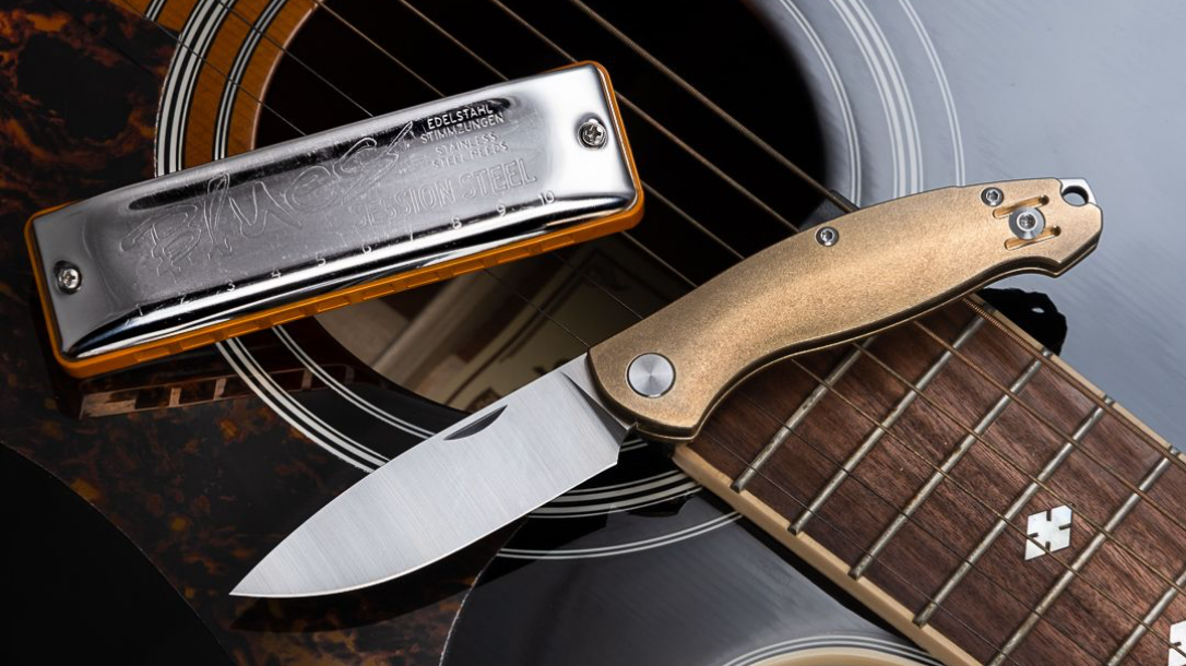 the ACE Farley slipjoint is a beautifully designed knife