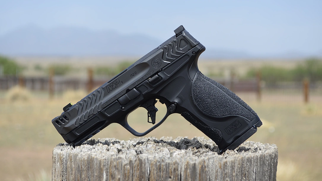 The S&W Performance Center M&P9 M2.0 Metal Carry Comp.