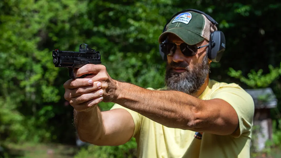 Shooting the Springfield XD Mod.3 OSP.