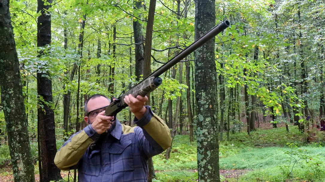 Shooting the Mossberg 940 Pro Waterfowl.