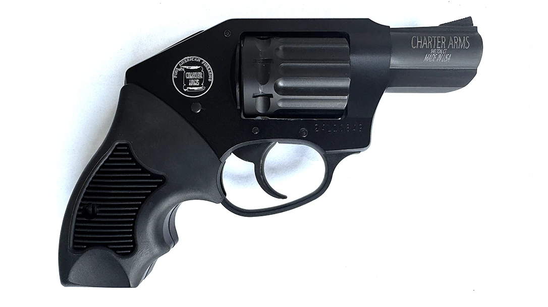 Charter Arms Pathfinder Off-Duty: Small-Frame 8-Shooter in .22 WMR.