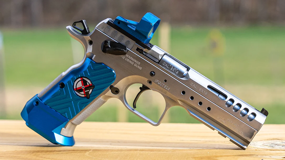 Tanfoglio Limited Master Xtreme: Race-Ready Competitor.