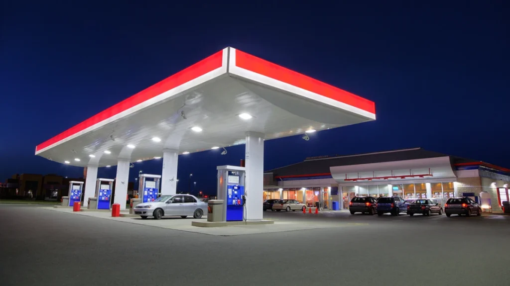 Gas Station Safety: 6 Tips for Staying Safe While Gassing Up.
