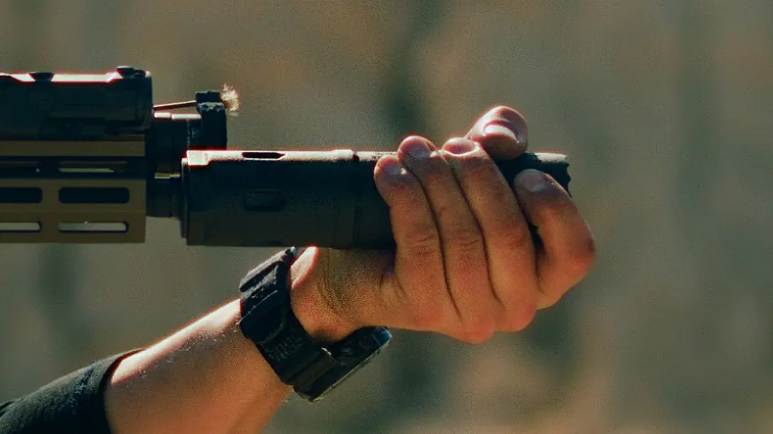 Ambient Arms – Space Age Cool Design Ambient Arms – Space Age Cool Design