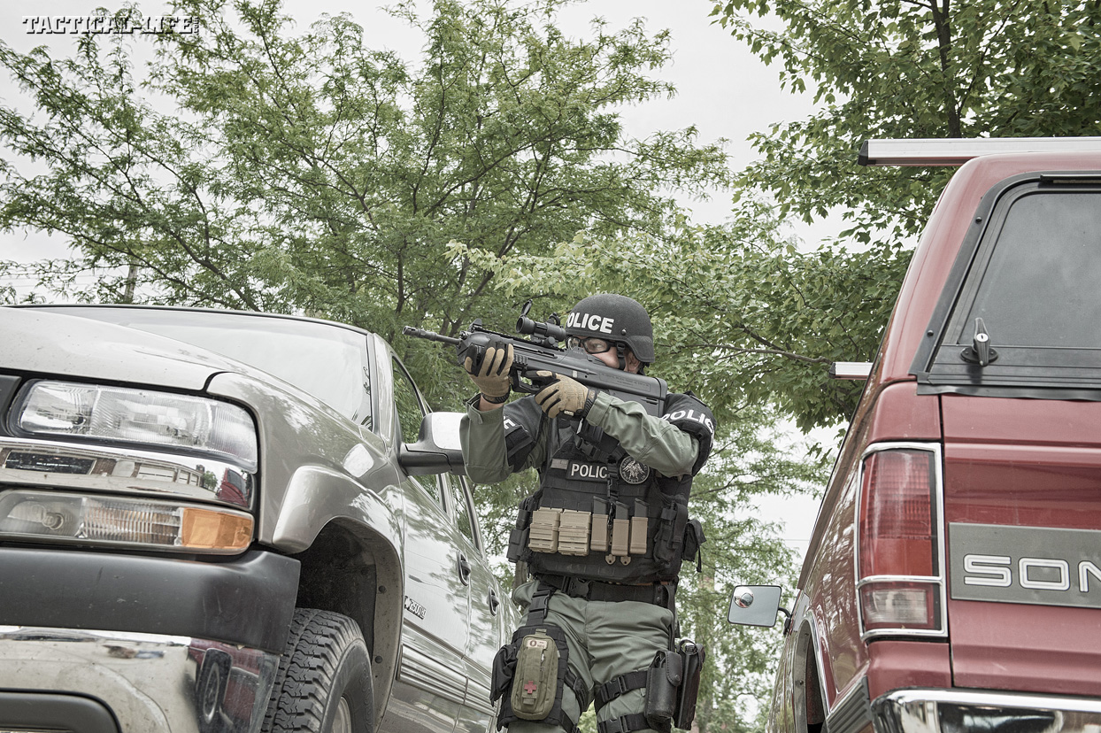 Law Enforcement Tactics - Bullpup CQB Gunfighting for LE