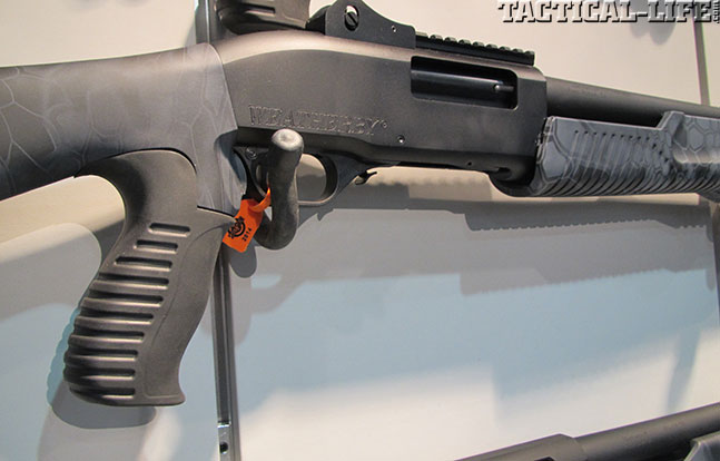 12 New Tactical Shotguns For 2014 - Weatherby WBY-X SA-459 Black Reaper TR Pump Closeup