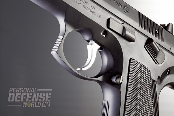 The DA/SA 97 B features a smooth-faced trigger and a widened triggerguard for use with gloves.