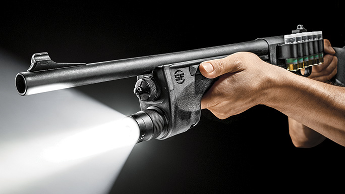 12 Gauge Shotgun SureFire DSF Forend WeaponLights