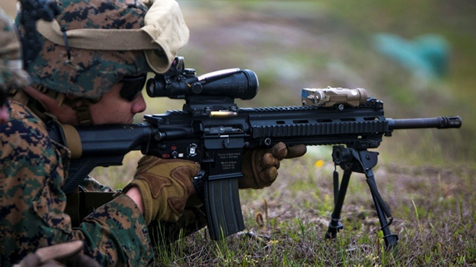 marines uber squad m27 rifle sighting in