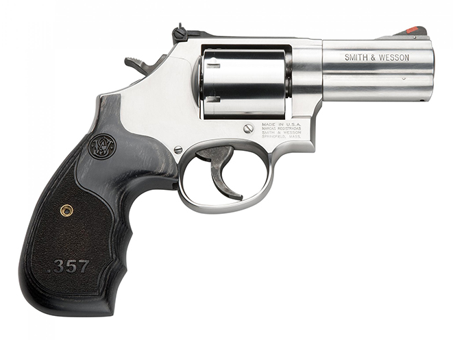 Smith & Wesson Model 686 Plus 3-5-7 Magnum new revolvers