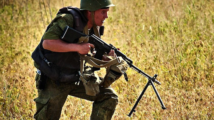 RPK-74 soldier carrying