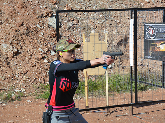 Tori Nonaka aiming