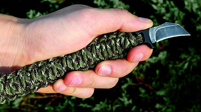 Outdoor Edge Para-Claw bracelet knife