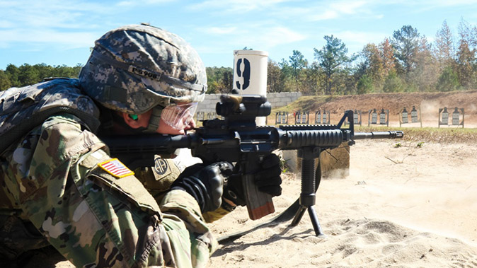 army m4 and m17 pistol