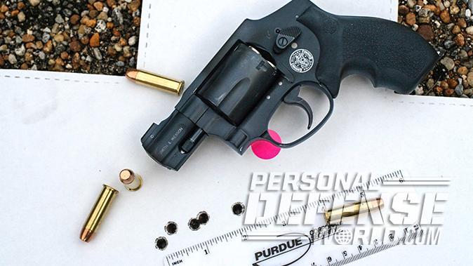 smith wesson M&P340 Review revolver target