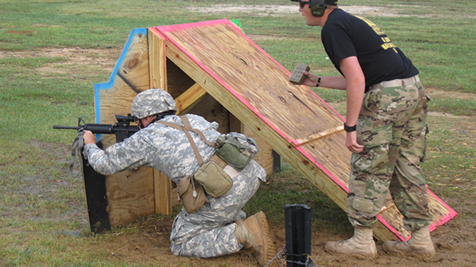 american soldiers usamu multi-gun course