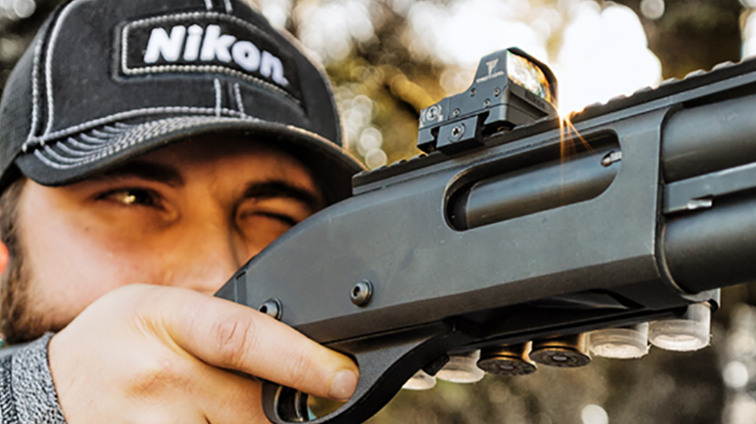 Nikon P-Tactical Spur sight shotgun