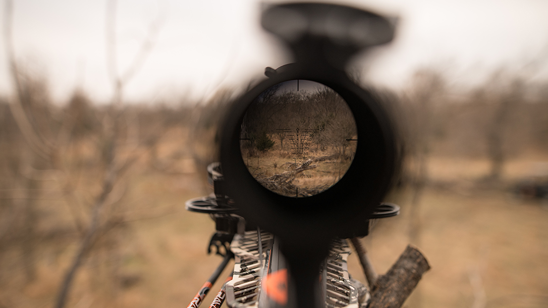 Ravin R9 Predator Camo Crossbow scope