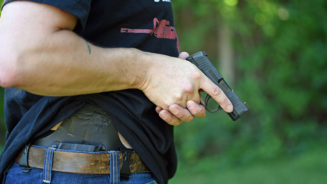 Concealed Carry Tips, Drawing From Concealment