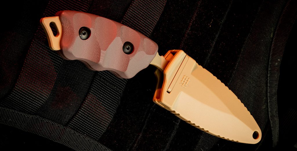 The injection molded plastic sheath of the CCK-05 is extremely solid and comes with an included 1-inch DOTS Molle Lock.