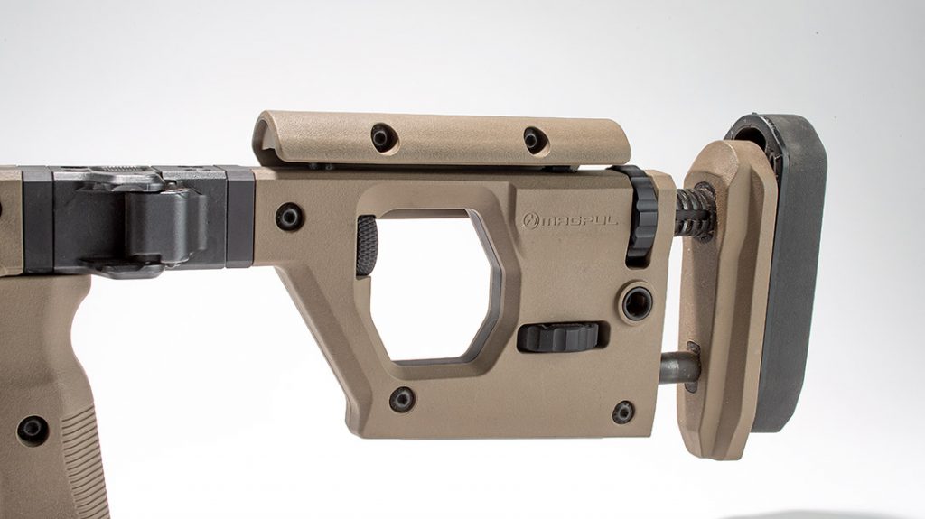 An adjustable butt stock of the Magpul Pro 700 is done without tools.