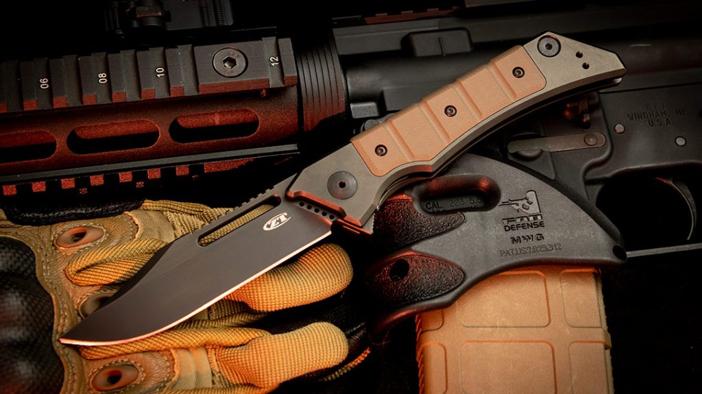 The Zero Tolerance Knives 0223 pays homage to the classic military knives of recent history.