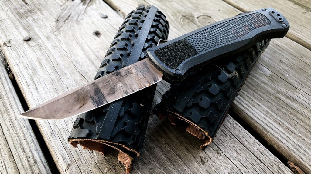 The Benchmade Shootout sliced right through a doubled-up mountain bike tire while testing it and the Claymore.