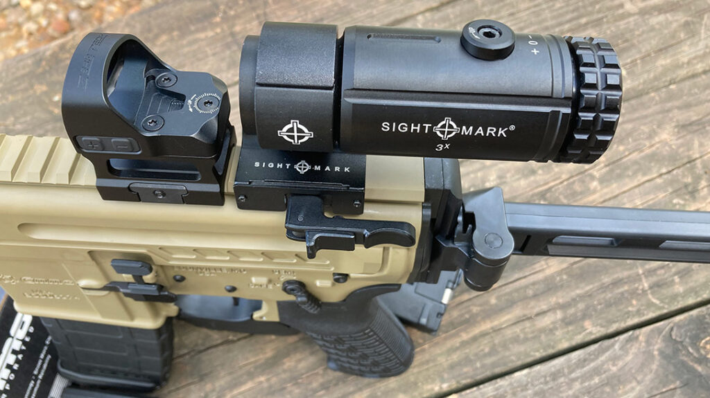 The author ran the ZeroTech Thrive HD and Sightmark 3x magnifier on his test CMMG Dissent.