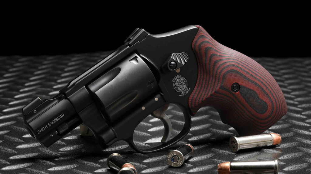 Best Concealed Carry Handguns: Smith & Wesson Lipsey’s Exclusive Ultimate Carry J-Frame.