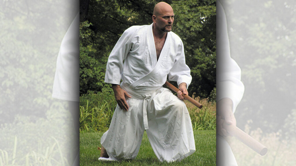 Ellis Amdur demonstrates a classical Japanese martial arts position.