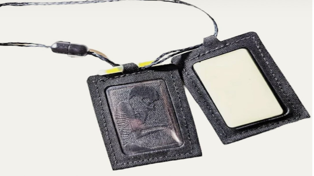 Part reliquary, part tool: the Scapular offers nifty way to carry small essentials on your neck every day without having to move items between bags or pockets, with cordage designed to cut through any substance between you and your freedom.