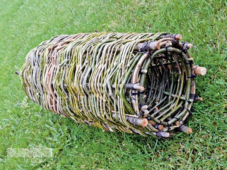 Backwoods DIY Fish Basket Weaving