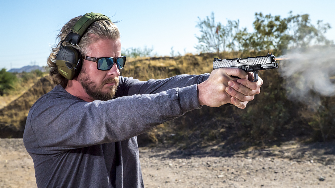 The ZEV OZ9c represents the company's take on the ubiquitous Glock G19.