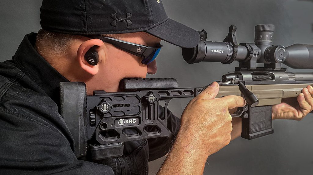 The author demonstrates the proper fit adjustments of the Rock River Arms RBG-1S.